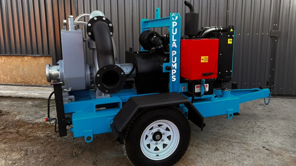 Trailer-mounted Pula self-priming dewatering pump